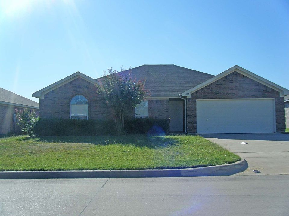 1st image of 3012 Dove Valley Ln