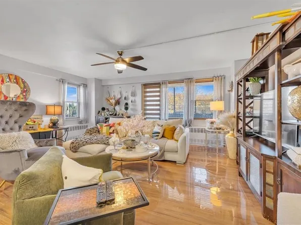 400 Cozine Ave #14-2D, Brooklyn, NY 11207