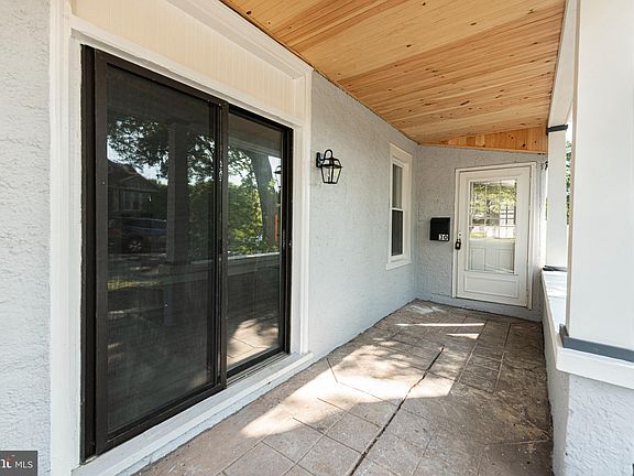 3rd image of 30 Chester Ave