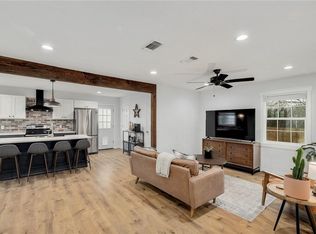 805 E Marble St, Burnet, TX 78611