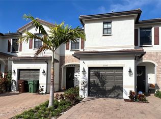 10950 W 33rd Way, Hialeah, FL 33018