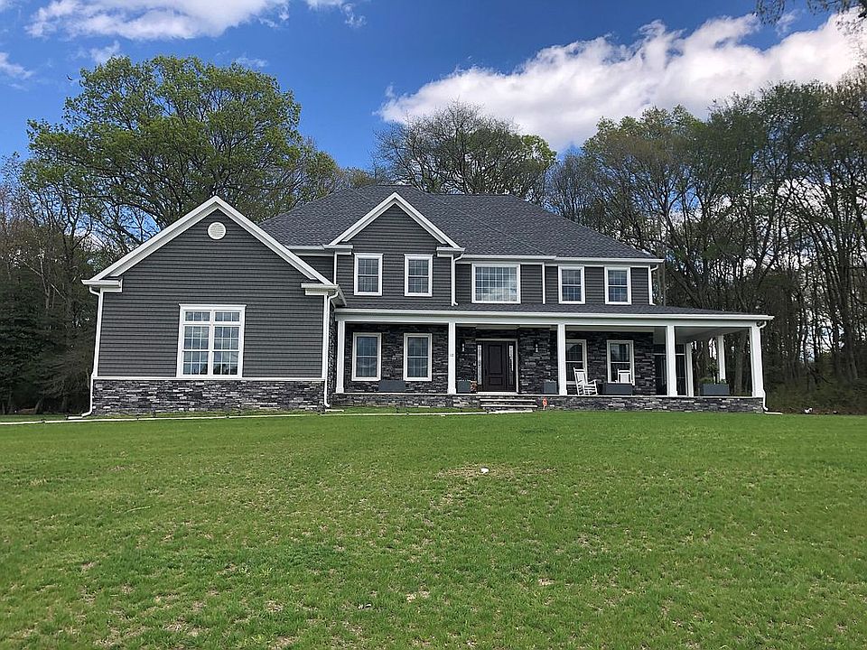 2nd image of 12 Barrister Ct