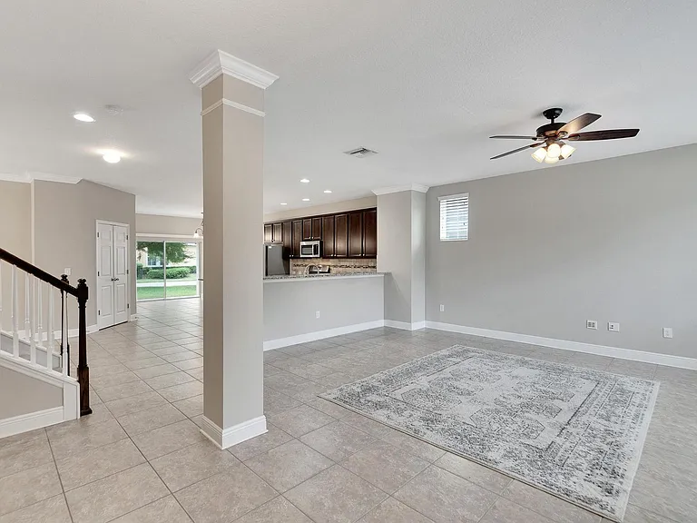 5320 Sagecrest Dr — Photo 3