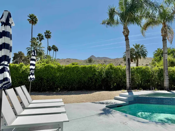 5111 E Bobolink Ln, Palm Springs, CA 92264