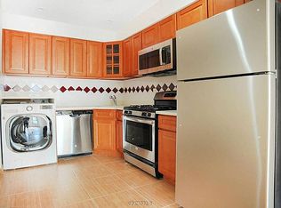 169 Bowery #7B, New York, NY 10002