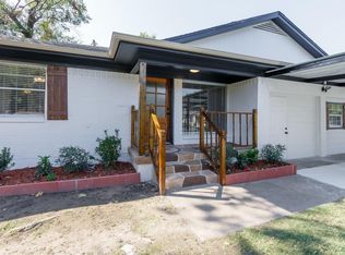 8632 Woodcastle Dr, Dallas, TX 75217