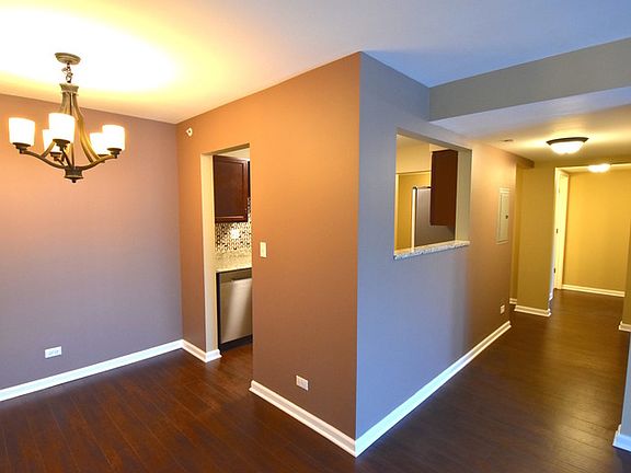 3rd image of 5201 Carriageway Dr APT 308