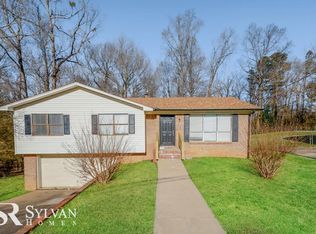 712 2nd Pl, Pleasant Grove, AL 35127