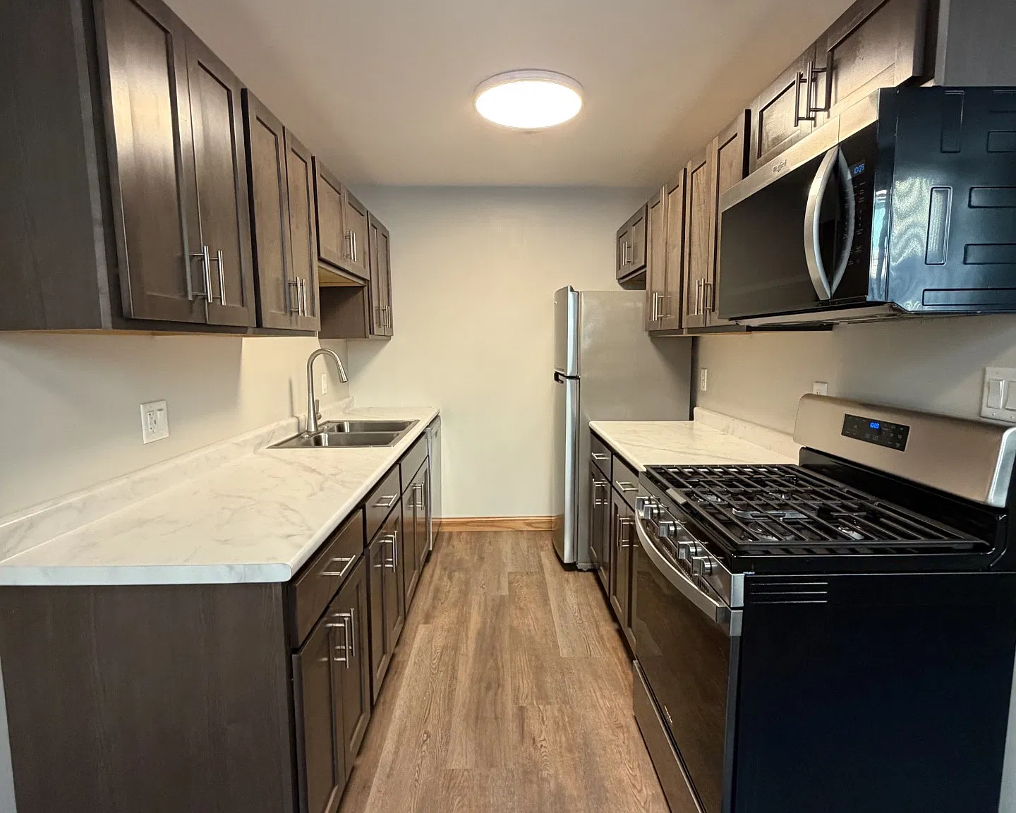 Hub Apartments — Photo 4