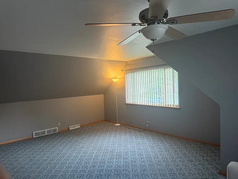 3412 S 84th St — Photo 5