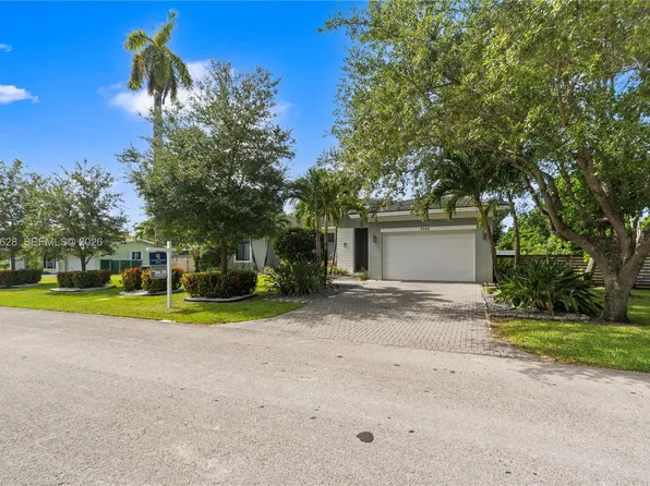 9340 SW 177th St, Palmetto Bay, FL 33157