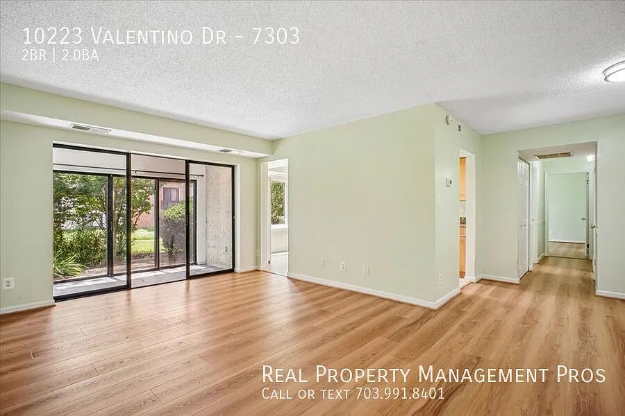 Qualify for a zero deposit? Oakton/Minutes from Metro-RT 66 — Photo 3