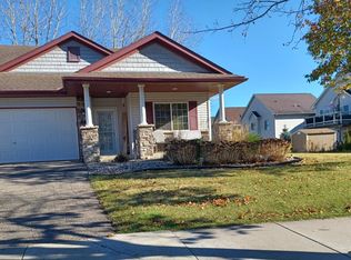 840 Boldt St, Chaska, MN 55318