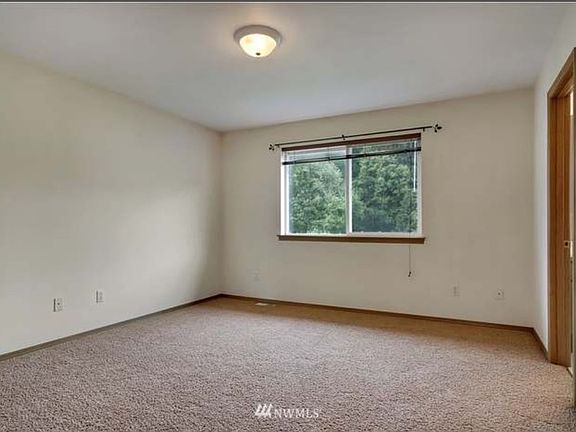 Primary suite.