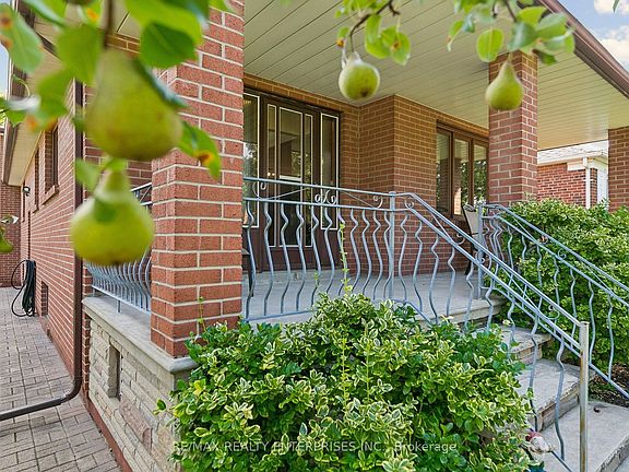 4th image of 19 Coules Ct