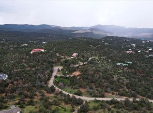 11 Calle Conejo Rd, Tijeras, NM 87059
