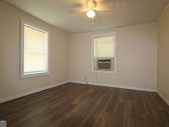 3rd image of 151 Hennon Dr NW