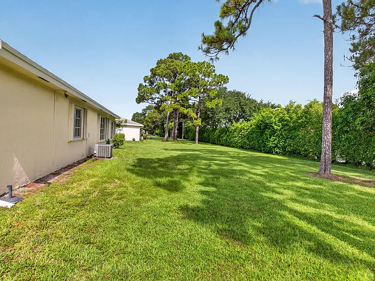 5037 Lakefront Blvd #A — Photo 35