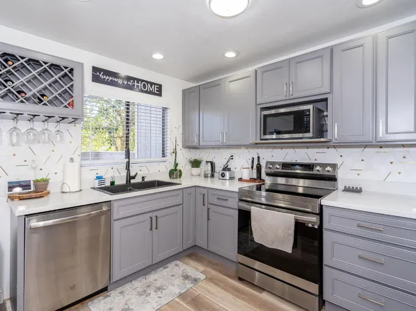 2791 Mcbride Lane #188, Santa Rosa, CA 95403