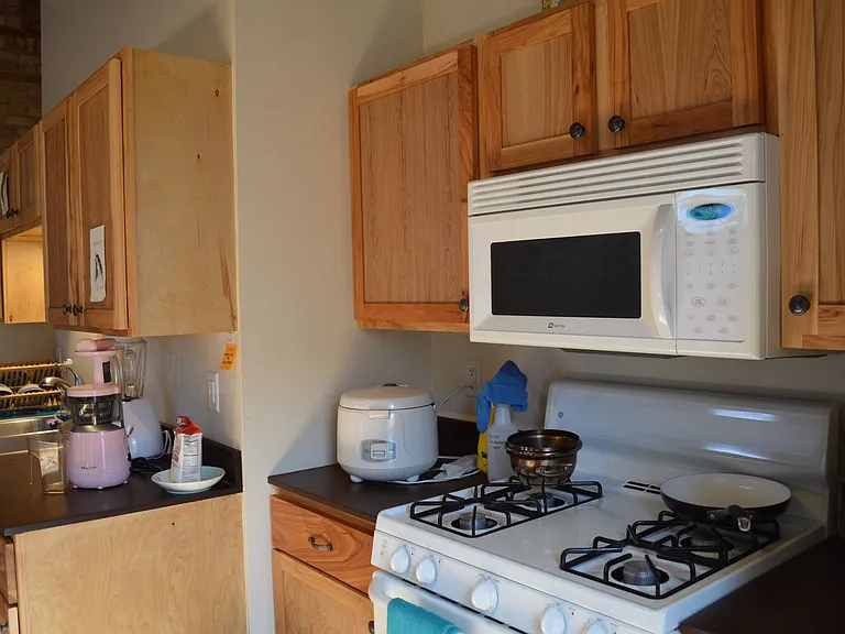 1025 Washington Ave S — Photo 7