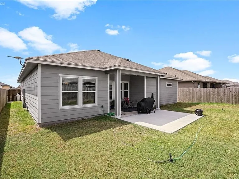 3921 Woodhouse — Photo 24