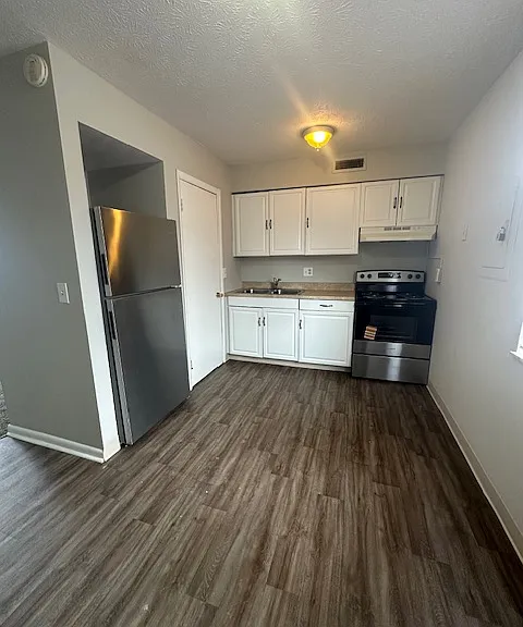 2663-2671 Medary Ave #2663 — Photo 2
