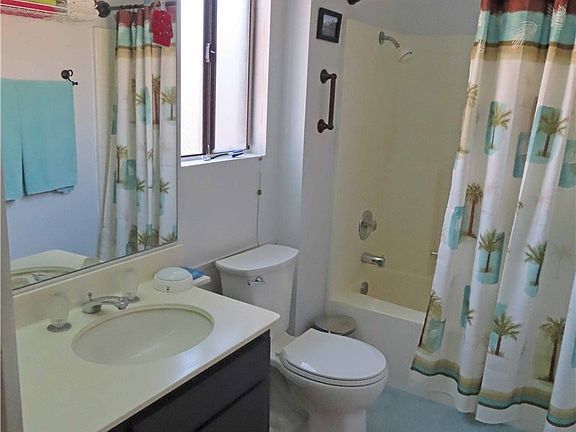 5th image of 22702 Derby Pl