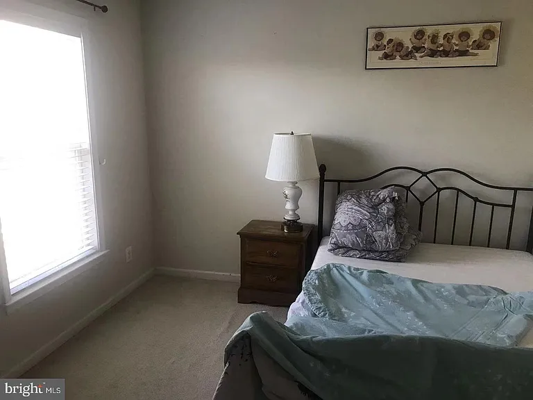 18621 Woodgate Pl — Photo 7