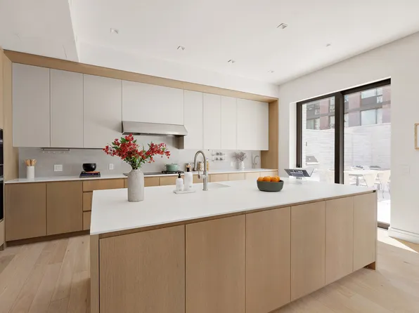 428 West 19th Street THA image 2 of 21