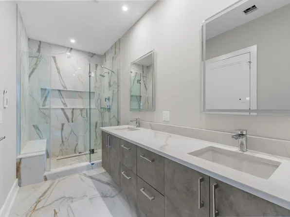 211 Warwick Avenue image 9 of 16