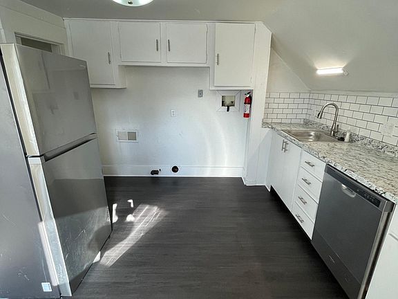 2nd image of 716 W Michigan Ave #3