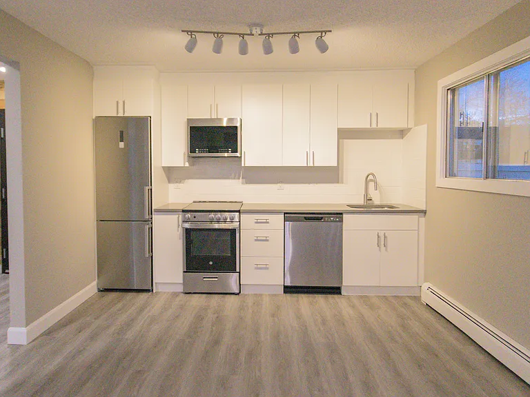 10645 113th St NW — Photo 6