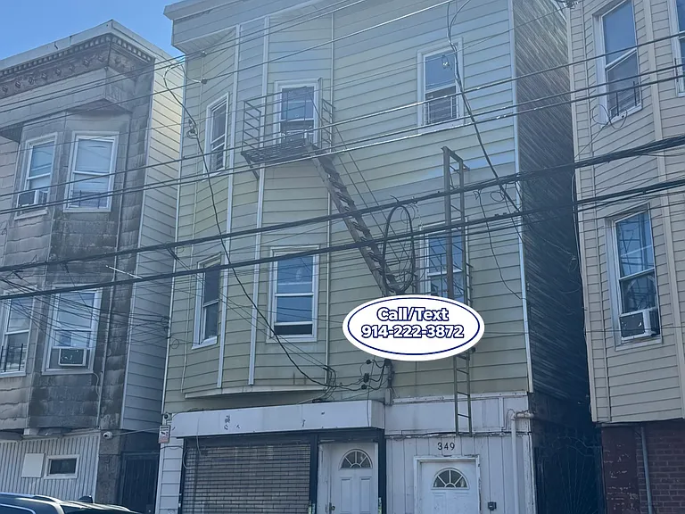 349 Walnut St #2R — Photo 7