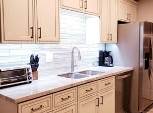 3904 S Pine St, Tempe, AZ 85282