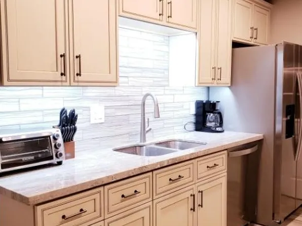 3904 S Pine St, Tempe, AZ 85282