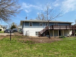 704 E Culton St, Warrensburg, MO 64093