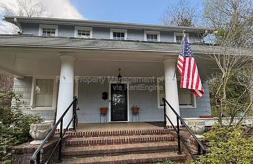 340 W End Blvd Photo 1