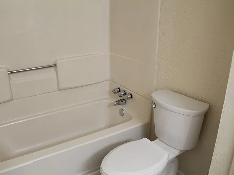 1903 N Floyd Rd — Photo 16