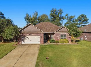 1455 Storie Dr, Conway, AR 72034