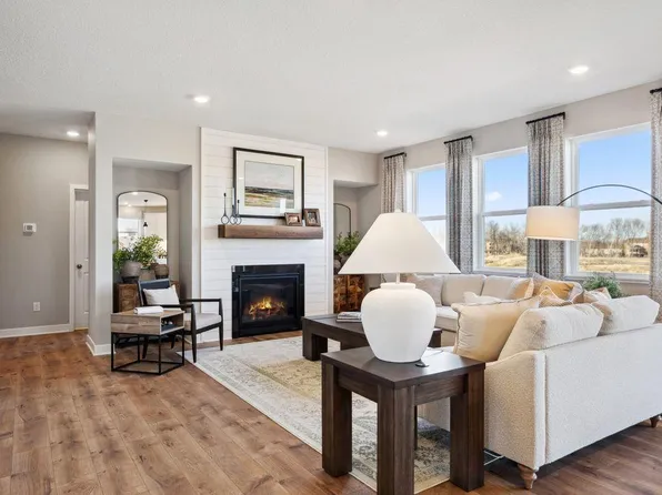 17266 Dimension Ave, Lakeville, MN 55044