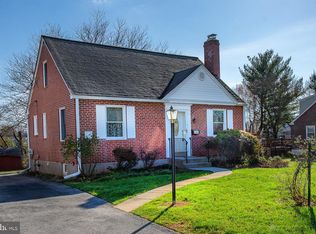 24 Mary Jane Ln, Newtown Square, PA 19073