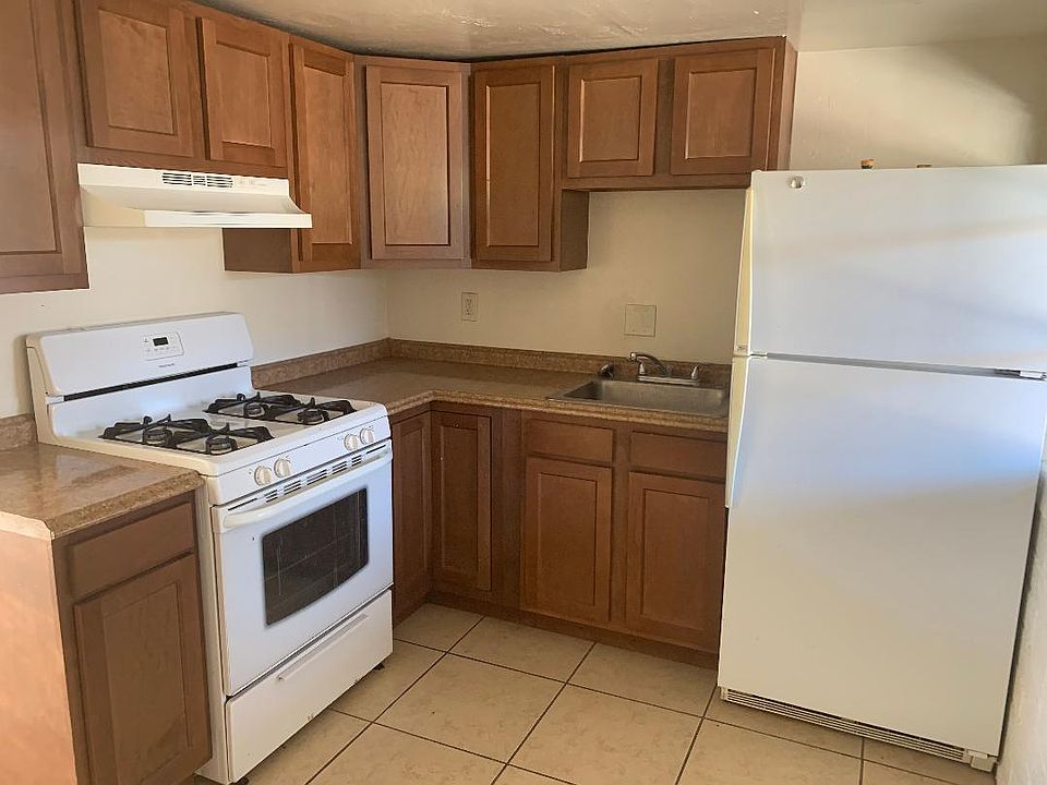 2nd image of 2040 W Nebraska St APT 10
