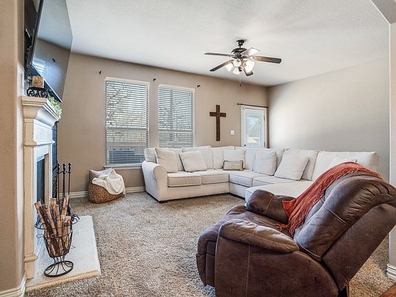 4th image of 1815 Bersand Ave
