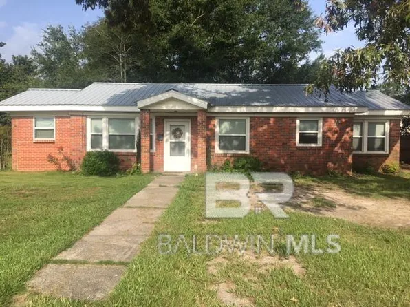 610 S Trammell St, Atmore, AL 36502