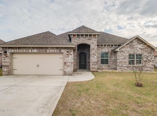 3013 Rue Dominique Dr, Diberville, MS 39540