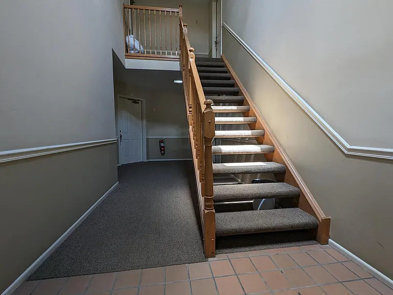 66 Beechmont Ct — Photo 2