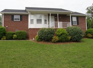 107 Park Ct, Greenbrier, TN 37073