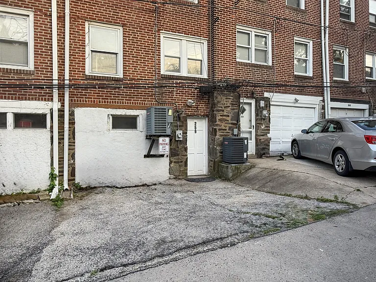 259 Cambridge Rd — Photo 18