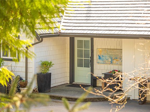 3rd image of 7703 Tozer Rd