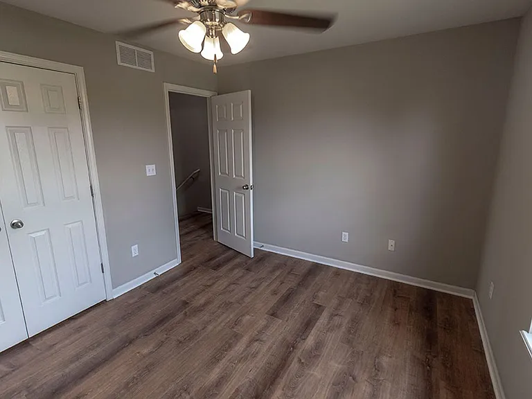 4016 Snowy Owl Dr — Photo 24
